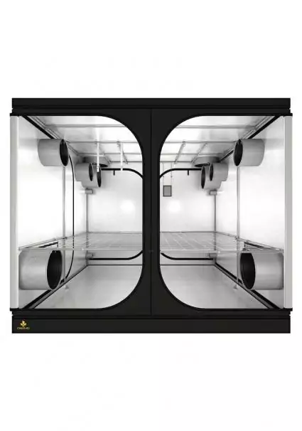 DARK ROOM
